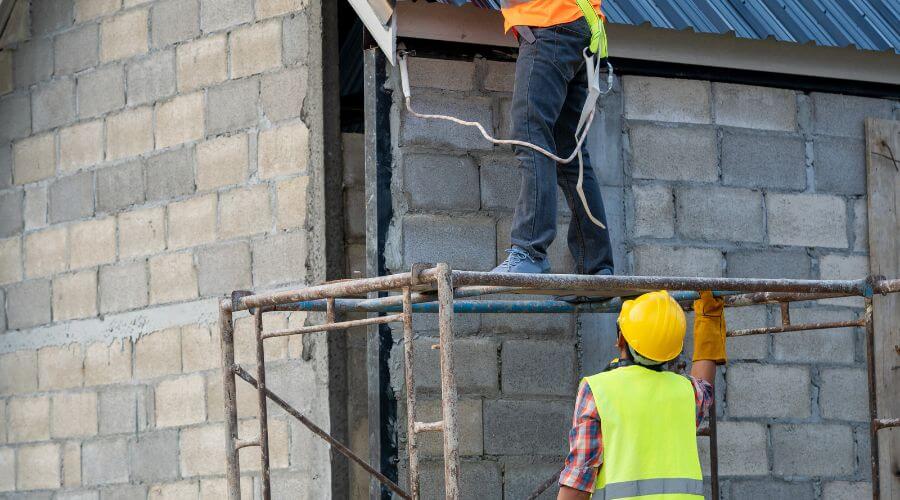Professional gutter cleaning in Greencreek, ID